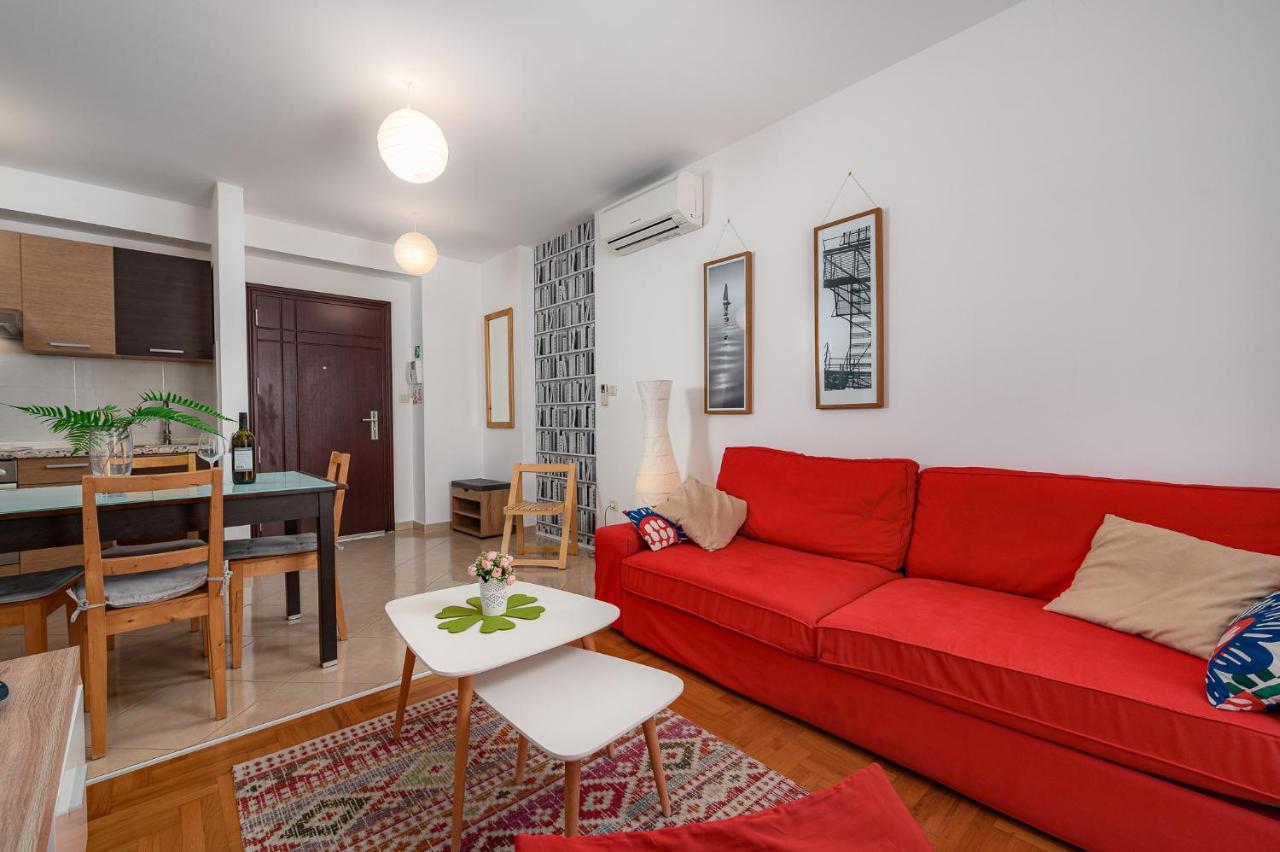 Apartment Ares 14 - Umag Center Екстер'єр фото
